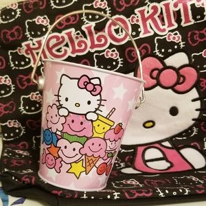 Hello Kitty Pink zcharacter Bucket Tin Pail New